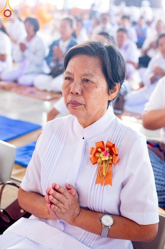 ภาพ No.189316:พิธีทอดผ้าป่าทำนุบำรุงศาสนสถาน ในโครงการธรรมยาตรา กตัญญูบูชา มหาปูชนียาจารย์ พระมงคลเทพมุนี(สด จนฺทสโร) พระผู้ปราบมาร อนุสรณ์สถาน 7 แห่ง ปีที่ 13 ณ วัดใหม่นพรัตน์  ต.เนินพระปรางค์ อ.สองพี่น้อง จ.สุพรรณบุรี วันที่ 5 มกราคม พ.ศ. 2568