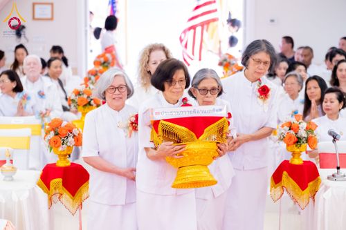 ภาพ No.175015:พิธีทอดกฐิน วัดพระธรรมกายซิลิคอนวัลเลย์ มลรัฐแคลิฟอร์เนีย ประเทศสหรัฐอเมริกา บูชาธรรม 80 ปี หลวงพ่อธัมมชโย โดยคณะศิษยานุศิษย์วัดพระธรรมกาย วันที่ 27 ตุลาคม พ.ศ. 2567