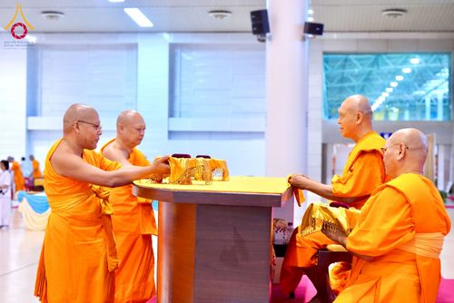 ภาพ No.259830:วันอาทิตย์ที่ 5 ตุลาคม พ.ศ. 2568 สัมมนาพิเศษ "จากกฐินวัดพระธรรมกาย สู่กฐินทั่วไทย 30,000 วัด" ณ สภาธรรมกายสากล วัดพระธรรมกาย