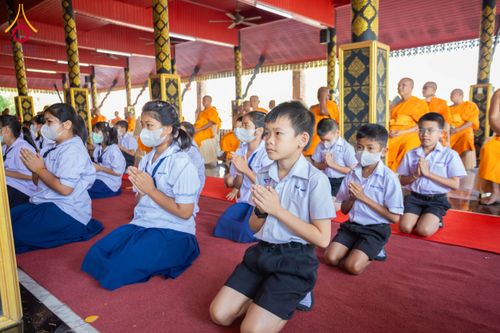 ภาพ No.205023:พิธีทอดผ้าป่าทำนุบำรุงศาสนสถาน ณ วัดบ่อทอง ตำบลคูขวาง อำเภอลาดหลุมแก้ว จังหวัดปทุมธานี ในโครงการธรรมยาตรา กตัญญูบูชา มหาปูชนียาจารย์ พระมงคลเทพมุนี(สด จนฺทสโร) พระผู้ปราบมาร อนุสรณ์สถาน 7 แห่ง ปีที่ 13 วันที่ 30 มกราคม พ.ศ. 2568 