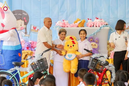 ภาพ No.184008:วันรวมพลังเด็กดี V-Star ผู้นำฟื้นฟูศีลธรรมโลก ประจำปี 2567 ณ ศูนย์ปฏิบัติธรรมลำปาง ต.บ้านเป้า อ.เมือง จ.ลำปาง วันที่ 26 พฤศจิกายน พ.ศ. 2567