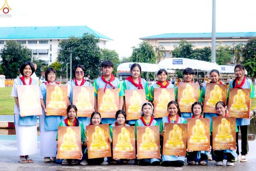 ภาพ No.239761:วันที่ 16-17 สิงหาคม พ.ศ. 2568 การปฏิบัติหน้าที่ของเจ้าหน้าที่ทุกสถานะ เพื่องานพิธีอัญเชิญรูปเหมือนพระมงคลเทพมุนี (สด จันทสโร) และพิธีกดปุ่มอัญเชิญรูปเหมือน พระมงคลเทพมุนี (สด จันทสโร) ณ มหาวิหารแก้วพระมงคลเทพมุนี ศูนย์ปฏิบัติธรรมแก้วเมืองเลย จ.เลย