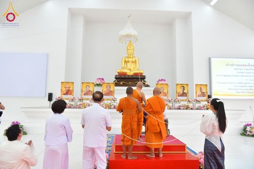 ภาพ No.152500:พิธียกฉัตรขาว 5 ชั้น กางกั้นถวายองค์พระประธาน อาคารปฏิบัติธรรมวัดสายสุวพรรณ ต.คลองสี่ อ.คลองหลวง จ.ปทุมธานี วันเสาร์ที่ 7 กันยายน พ.ศ. 2567