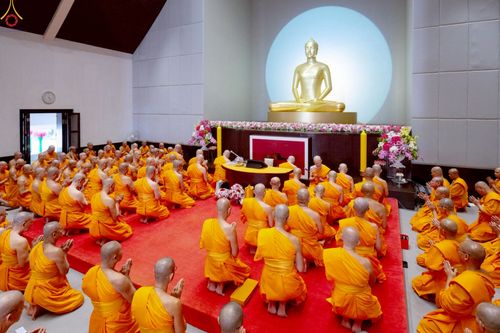 ภาพ No.250639:วันอังคารที่ 7 ตุลาคม พ.ศ. 2568 พิธีมหาปวารณาออกพรรษา ณ โบสถ์พระไตรปิฎก วัดพระธรรมกาย