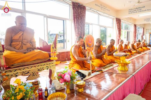 ภาพ No.171709:พิธีทอดกฐิน ณ วัดมหาโพธิ์ จ.ลพบุรี ในโครงการกฐินสามัคคีทั่วไทย 30,000 วัด บูชาธรรม 80 ปี หลวงพ่อธัมมชโย โดยคณะศิษยานุศิษย์วัดพระธรรมกาย วันที่ 27 ตุลาคม พ.ศ. 2567