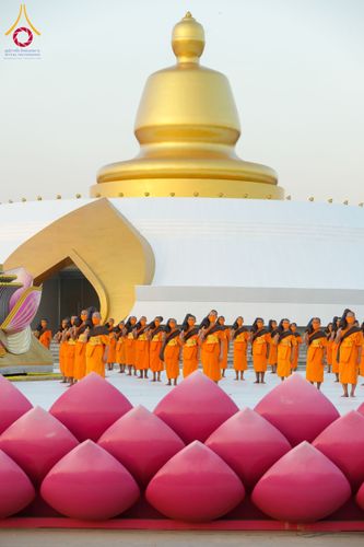 ภาพ No.116877:พระธรรมยาตราร่วมปฏิบัติธรรม และถ่ายภาพหมู่ประวัติศาสตร์ ปีที่ 12  วันที่ 21 มกราคม พ.ศ. 2567  ณ อนุสรณ์สถานบางปลา จ.นครปฐม