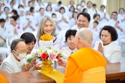 ภาพ No.230079:วันพฤหัสบดีที่ 26 มิถุนายน พ.ศ. 2568 พิธีทอดผ้าป่าฉลองอาคารชุดศูนย์ปฏิบัติธรรมน้ำใสใจสว่าง น้อมบูชาธรรมอายุวัฒนะมงคล 81 ปี หลวงพ่อธัมมชโย ณ ศูนย์ปฏิบัติธรรมน้ำใสใจสว่าง เขตบางกอกน้อย กรุงเทพมหานคร