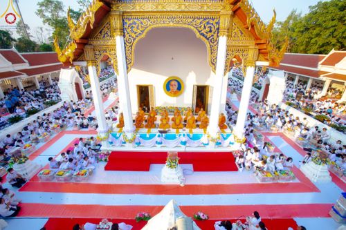 ภาพ No.116043:พิธีตักบาตรพระธรรมยาตรา ณ อนุสรณ์สถานลำดับที่ 4 สถานที่เกิดด้วยกายธรรม วัดโบสถ์(บน) จ.นนทบุรี วันที่ 21 มกราคม พ.ศ. 2567