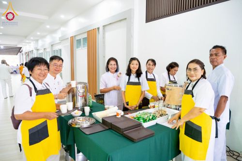 ภาพ No.225925:วันเสาร์ที่ 24 พฤษภาคม พ.ศ. 2568 พิธีถวายสังฆทาน 323 วัด ปีที่ 21 ครั้งที่ 177 พิธีมอบกองทุนหนุนแรงใจช่วยครูใต้ ปีที่ 18 ครั้งที่ 141 และพิธีทำบุญอุทิศส่วนกุศลให้ผู้วายชนม์ ณ ศูนย์ปฏิบัติธรรมภาคใต้ จ.สงขลา