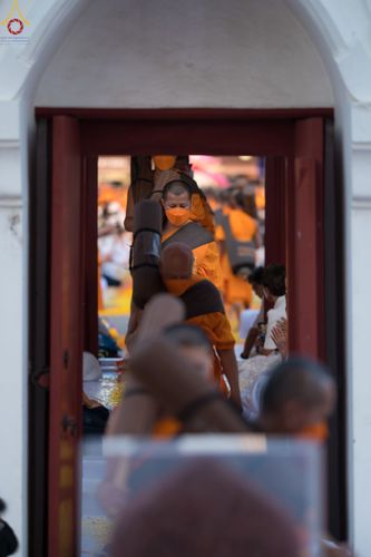 ภาพ No.72383:พิธีต้อนรับพระธรรมยาตรา ในโครงการธรรมยาตรากตัญญูบูชา มหาปูชนียาจารย์ พระมงคลเทพมุนี(สด จนฺทสโร) พระผู้ปราบมาร อนุสรณ์สถาน 7 แห่ง ปีที่ 11 วันที่ 18 มกราคม พ.ศ. 2566 ณ อนุสรณ์สถานลำดับที่ 4 สถานที่เกิดด้วยกายธรรม วัดโบสถ์ (บน) บางคูเวียง อ.บางกรวย จ.นนทบุ