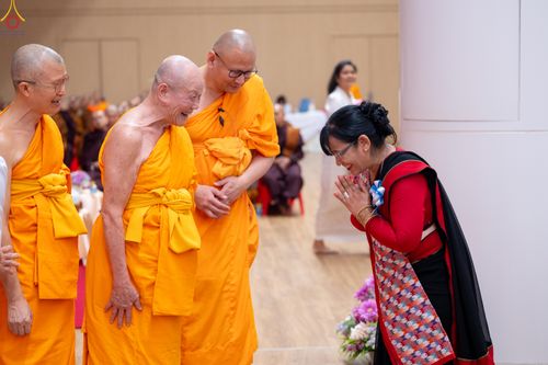 ภาพ No.311983:วันอังคารที่ 3 มีนาคม พ.ศ.2569 พิธีมอบโล่วัชรเกียรติยศ โครงการตอบปัญหาธรรมะทางก้าวหน้า ครั่งที่ 43, พิธีมอบโล่วัชรเกียรติยศ โครงการสอบตอบปัญหาศีลธรรม เพื่อสันติภาพโลก (World-Pec) ครั้งที่ 19 ณ สภาธรรมกายสากล วัดพระธรรมกาย