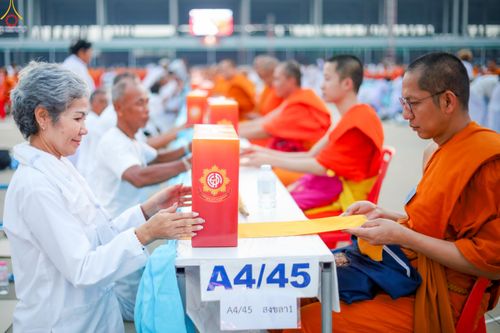ภาพ No.325070:วันที่ 22 เมษายน พ.ศ.2569 (วันคุ้มครองโลก) พิธีถวายมหาสังฆทาน 40,000 กว่าวัดทั่วประเทศ (ชุดที่ 2) ณ ลานธรรม พระมหาธรรมกายเจดีย์ วัดพระธรรมกาย