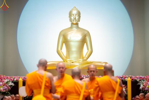 ภาพ No.180750:พิธีบรรพชาอุปสมบท โครงการอุปสมบทบูชาธรรมมหาปูชนียาจารย์ ประจำปีพุทธศักราช 2567 วันเสาร์ที่ 7 ธันวาคมพ.ศ. 2567 ณ วัดพระธรรมกาย จ.ปทุมธานี