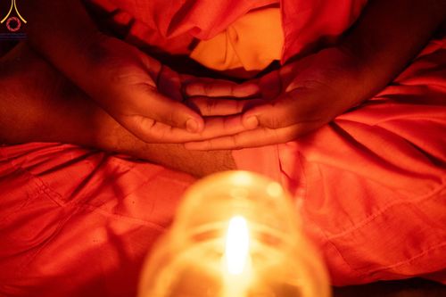 ภาพ No.141258:PhotoStory มหาศรัทธา ธรรมยาตราศรีลังกา EP.6 พิธีจุดวิสาขประทีป 6 วัด ถวายเป็น พุทธบูชา  โครงการสยาม-ลังกา ธรรมยาตรา  ฉลองเทศกาลวิสาขบูชาแห่งชาติ ศรีลังกา  บูชาธรรม 80 ปี หลวงพ่อธัมมชโย วันที่ 16 พฤษภาคม พ.ศ. 2567