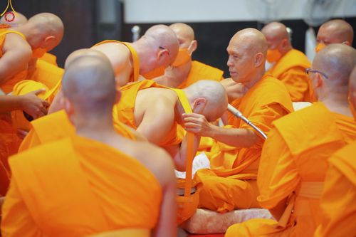 ภาพ No.83513:พิธีบรรพชาอุปสมบทหมู่ธรรมทายาทนานาชาติ (ภาคภาษาจีน) รุ่นที่ 18 ณ โบสถ์พระไตรปิฎก วัดพระธรรมกาย จ.ปทุมธานี วันเสาร์ที่ 15 กรกฎาคม 2566