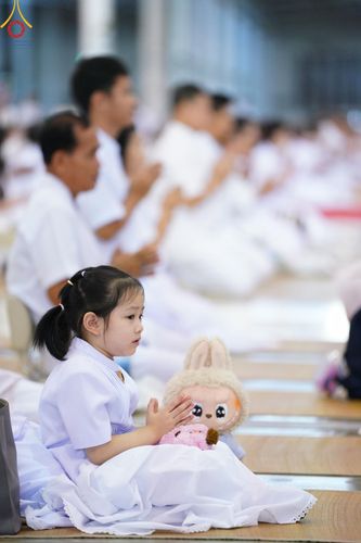 ภาพ No.151288:พิธีบูชาข้าวพระ ในวันอาทิตย์ต้นเดือน วันที่ 1 กันยายน พ.ศ. 2567 ณ สภาธรรมกายสากล วัดพระธรรมกาย