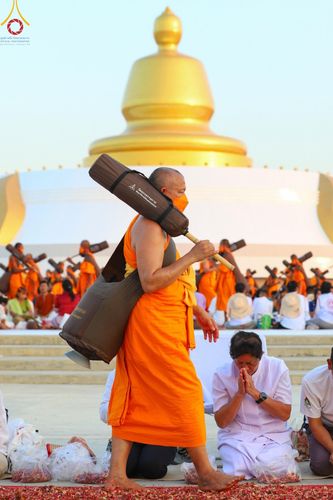 ภาพ No.116747:พิธีต้อนรับพระธรรมยาตรา ปีที่ 12 ณ อนุสรณ์สถานบางปลา จ.นครปฐม วันที่ 21 มกราคม พ.ศ. 2567