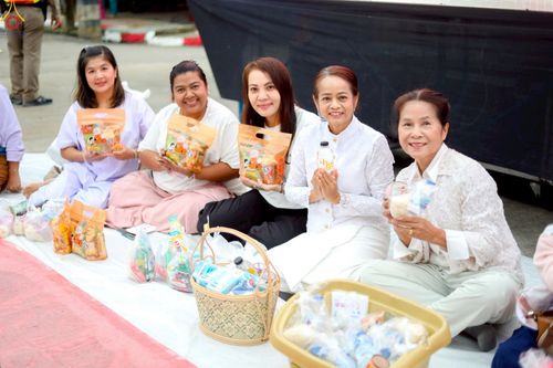 ภาพ No.245374:วันอาทิตย์ที่ 14 กันยายน พ.ศ. 2568 ตักบาตรพระ 555 รูป มหากุศล  น้อมถวายเป็นพุทธบูชา ณ หอนาฬิกาเบตง อ.เบตง จ.ยะลา