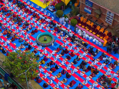 ภาพ No.129836:พิธีตัดปอยผมและแห่นาคธรรมทายาท ในโครงการบรรพชา 1,250 รูป ณ แดนประสูติ สวนลุมพินี ประเทศเนปาล วันที่ 2 มีนาคม พ.ศ. 2567