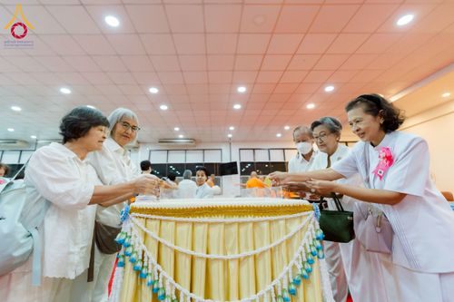 ภาพ No.221500:วันอาทิตย์ที่ 27 เมษายน พ.ศ. 2568 พิธีเจริญพระพุทธมนต์สมโภชดวงแก้วธรรมชัย เนื่องในโอกาสบูชาธรรม 81 ปีหลวงพ่อธัมมชโย อัญเชิญประดิษฐานเนื่องในโอกาสสถาปนาวัดพระธรรมกายไอซ์แลนด์ ณ อาคารปลูกศรัทธา 1 วัดพระธรรมกาย อำเภอคลองหลวง จังหวัดปทุมธานี