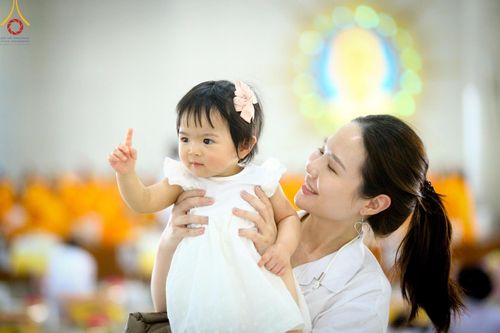 ภาพ No.143306:พิธีถวายภัตตาหารเพื่อเป็นกำลังแห่งการเข้าถึงธรรม ของพระภิกษุสามเณร วัดพระธรรมกาย วันเสาร์ที่ 6 กรกฏาคม พ.ศ. 2567 ณ หอฉันคุณยายอาจารย์ วัดพระธรรมกาย จ.ปทุมธานี