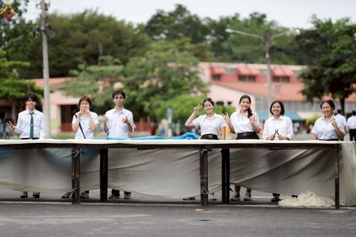 ภาพ No.243184:วันพฤหัสบดีที่ 4 กันยายน พ.ศ. 2568 เวลา 07.00-08.15 น. มหาวิทยาลัยเกษตรศาสตร์ กำแพงแสน ร่วมทำบุญตักบาตร Freshy KU85 พระสงฆ์ 85 รูป