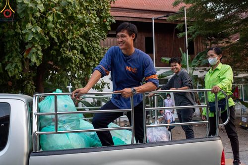 ภาพ No.111732:V.10 เก่งกล้า การเตรียมงาน เก็บงาน การรับบุญของเจ้าหน้าที่หน่วยงานต่างๆ เพื่อโครงการธรรมยาตรา กตัญญูบูชามหาปูชนียาจารย์ พระมงคลเทพมุนี (สด จนฺทสโร) พระผู้ปราบมาร อนุสรณ์สถาน 7 แห่ง ปีที่ 12 ระหว่างวันที่ 2 - 31 มกราคม พ.ศ.2567