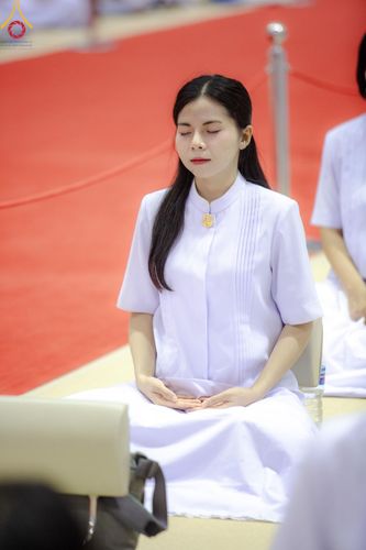 ภาพ No.136689:พิธีตักบาตร พิธีบูชาข้าวพระ ในวันอาทิตย์ต้นเดือนที่ 5 พฤษภาคม พ.ศ. 2567 ณ วัดพระธรรมกาย จ.ปทุมธานี