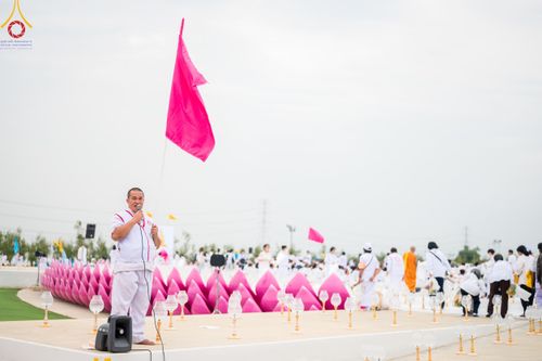 ภาพ No.119802:V.19 แกล้วกล้า การเตรียมงาน เก็บงาน การรับบุญของเจ้าหน้าที่หน่วยงานต่างๆ เพื่อโครงการธรรมยาตรา กตัญญูบูชามหาปูชนียาจารย์ พระมงคลเทพมุนี (สด จนฺทสโร) พระผู้ปราบมาร อนุสรณ์สถาน 7 แห่ง ปีที่ 12 ระหว่างวันที่ 2 - 31 มกราคม พ.ศ.2567