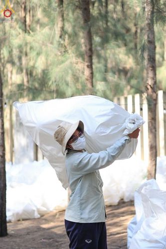 ภาพ No.112577:V.11 สามารถ การเตรียมงาน เก็บงาน การรับบุญของเจ้าหน้าที่หน่วยงานต่างๆ เพื่อโครงการธรรมยาตรา กตัญญูบูชา มหาปูชนียาจารย์ พระมงคลเทพมุนี (สด จนฺทสโร) พระผู้ปราบมาร อนุสรณ์สถาน 7 แห่ง ปีที่ 12 ระหว่างวันที่ 2 - 31 มกราคม พ.ศ.2567