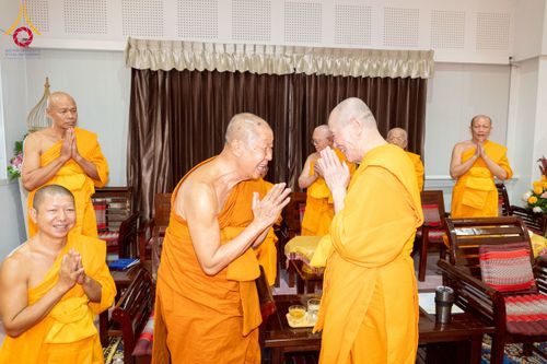 ภาพ No.238947:วันเสาร์ที่ 16 สิงหาคม พ.ศ. 2568 งานบุญประจำปี ครั้งที่ 20 พิธีทักษิณานุปทานแด่บรรพชน ตระกูลผ่องสวัสดิ์และหมู่ญาติที่ล่วงลับไปแล้ว ณ พระมหาเจดีย์ทัตตชีโว ศูนย์อบรมเยาวชนกาญจนบุรี