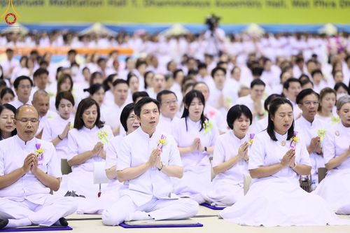 ภาพ No.150221:พิธีทอดผ้าป่าสมทบกฐินวัดพระธรรมกาย และสมทบกฐิน 30,000 วัดทั่วไทย ครั้งที่ 1 เนื่องในวันธรรมชัย 27 สิงหาคม พ.ศ.2567 ณ สภาธรรมกายสากล วัดพระธรรมกาย