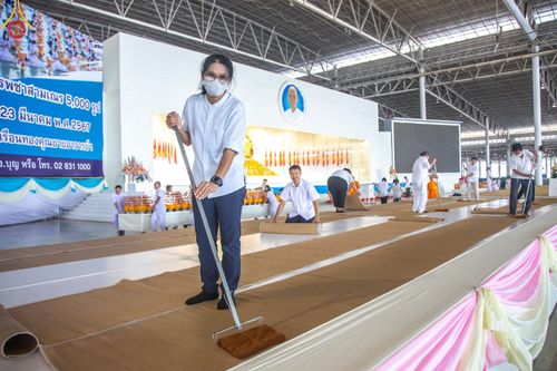 ภาพ No.131715:พิธีร่วมบุญบรรพชาสามเณร 5,000 รูป ณ บ้านแก้วเรือนทองคุณยาย สภาธรรมกายสากล วัดพระธรรมกาย วันเสาร์ที่ 23 มีนาคม พ.ศ. 2567