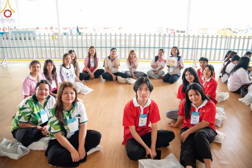 ภาพ No.59477:การอบรมอาสาสมัคร  เตรียมงานและจัดถวายภัตตาหาร แด่พระสังฆาธิการ 10,000 กว่าวัดทั่วประเทศ ในวันที่ 21-22 เมษายน พ.ศ.2567 เพื่องานวันคุ้มครองโลก จัดโดย ชมรมพุทธศาสตร์สากลฯ