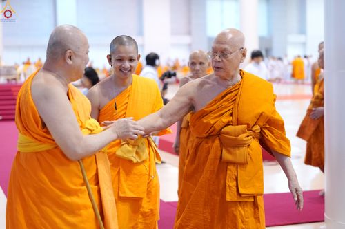 ภาพ No.342278:วันอาทิตย์ที่ 2 สิงหาคม พ.ศ.2569 พิธีถวายไทยธรรม คณะสงฆ์ 2,000 กว่าวัด ทั่วประเทศ, พิธีถวายไทยธรรม คณะสงฆ์ 323 วัด 4 จังหวัดชายแดนใต้ ณ สภาธรรมกายสากล วัดพระธรรมกาย
