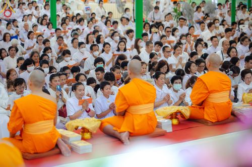 ภาพ No.137862:พิธีอุปสมบทสามเณรอุทิศชีวิต 11 รูป วันวิสาขบูชา พุธที่ 22 พฤษภาคม พ.ศ.2567 ณ อุโบสถ วัดพระธรรมกาย