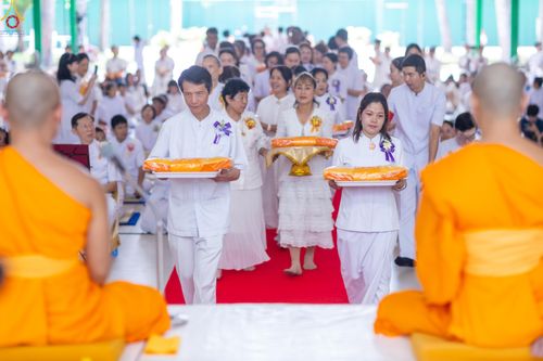 ภาพ No.328423:วันเสาร์ที่ 2 พฤษภาคม พ.ศ.2569 พิธีอุปสมบทสามเณรเตรียม DCI รุ่นที่ 23 ณ อุโบสถพระไตรปิฎก วัดพระธรรมกาย จังหวัดปทุมธานี