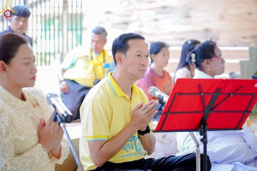 ภาพ No.218142:วันอาทิตย์ที่ 6 เมษายน พ.ศ. 2568 ว่าที่ร้อยตรี ตระกูล โทธรรม ผู้ว่าราชการจังหวัดนราธิวาส เหล่ากาชาดจังหวัดนราธิวาส และเจ้าหน้าที่ข้าราชการทุกภาคส่วน ร่วมถวายภัตตาหารแด่คณะสงฆ์และสามเณรภาคฤดูร้อน ณ ที่พักสงฆ์บ้านร่มเย็น ศูนย์อบรมเยาวชนเมืองนราธิวาส