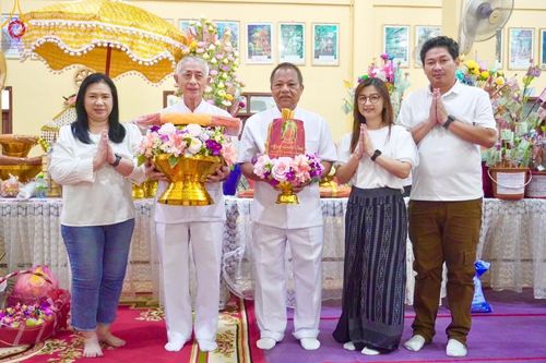 ภาพ No.168619:พิธีทอดกฐิน ณ วัดประชาวาสอัมพวัน จ.ปราจีนบุรี ในโครงการกฐินสามัคคีทั่วไทย 30,000 วัด บูชาธรรม 80 ปี หลวงพ่อธัมมชโย โดยคณะศิษยานุศิษย์วัดพระธรรมกาย วันที่ 20 ตุลาคม พ.ศ. 2567