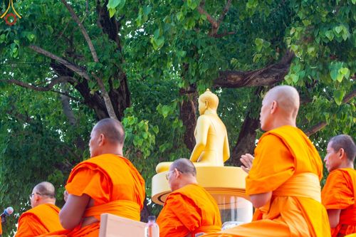 ภาพ No.135352:โครงการตักบาตรข้าวสารอาหารแห้งพระภิกษุสามเณร ๑,๐๐๐ รูป วันอังคารที่ ๙ เมษายน พ.ศ.๒๕๖๗ ณ ถนนหน้าที่ว่าการอำเภอคลองขลุง (เส้นเลียบแม่น้ำปิง) ตำบลคลองขลุง อำเภอคลองขลุง จังหวัดกำแพงเพชร