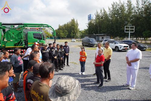 ภาพ No.159616:ฟื้นฟูเชียงราย! ปทุมธานีส่งเครื่องจักรกลสาธารณภัยลงพื้นที่อุทกภัยเร่งช่วยเหลือประชาชน วันที่ 29 กันยายน พ.ศ. 2567 ณ ลานจอดรถ P2 วัดพระธรรมกาย อ.คลองหลวง จ.ปทุมธานี