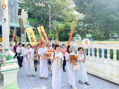 ภาพ No.172094:พิธีทอดกฐิน ณ วัดเทพากร เขตบางพลัด กรุงเทพมหานคร ในโครงการกฐินสามัคคีทั่วไทย 30,000 วัด บูชาธรรม 80 ปี หลวงพ่อธัมมชโย โดยคณะศิษยานุศิษย์วัดพระธรรมกาย วันที่ 27 ตุลาคม พ.ศ. 2567