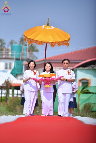 ภาพ No.131469:พิธีทอดผ้าป่ายกค้ำฟ้ามหามงคล อาคาร 80 ปี หลวงพ่อธัมมชโย ณ ศูนย์ปฏิบัติธรรมวิหารแดง ต.เจริญธรรม อ.วิหารแดง จ.สระบุรี วันที่ 17 มีนาคม พ.ศ. 2567