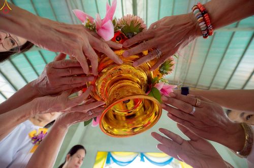 ภาพ No.255224:วันที่ 12 ตุลาคม พ.ศ. 2568 พิธีอัญเชิญพระบรมสารีริกธาตุและบรรจุ ลงในพระเกตุพระประธาน , พิธีทอดกฐินสามัคคีทั่วไทย 30,000 วัด โดยคณะศิษยานุศิษย์ วัดพระธรรมกาย  บูชาธรรม 81 ปี หลวงพ่อธัมมชโย ณ ธุดงคสถานเขาย้อย จ.เพชรบุรี