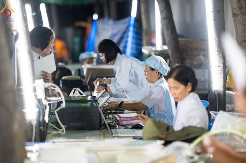 ภาพ No.113363:V.12 พลังหมู่ การเตรียมงาน เก็บงาน การรับบุญของเจ้าหน้าที่หน่วยงานต่างๆ เพื่อโครงการธรรมยาตรา ปีที่ 12 ระหว่างวันที่ 2 - 31 มกราคม พ.ศ. 2567