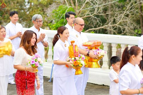 ภาพ No.253846:วันที่ 12 ตุลาคม พ.ศ. 2568 พิธีทอดกฐินสามัคคีทั่วไทย 30,000 วัด โดยคณะศิษยานุศิษย์ บูชาธรรม 81 ปี หลวงพ่อธัมมชโย ณ วัดหนองพะวา ต.บางบุตร อ.บ้านค่าย จ.ระยอง