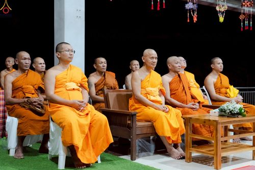 ภาพ No.234171:พิธีมุทิตาสักการะ "พระสิริรัตนเมธี" เจ้าคณะจังหวัดเลย ,พิธีถวายไทยธรรม ๙ วัด และพิธีทอดผ้าป่าเพื่อสร้างทุกสิ่ง  ในวาระทำบุญครบรอบ ๑๐ ปี ณ ศูนย์ปฏิบัติธรรมแก้วภูเรือ อ.ภูเรือ จ.เลย