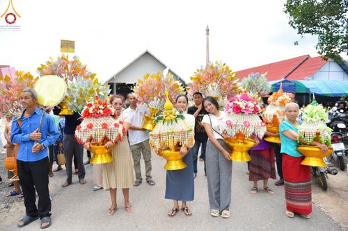 ภาพ No.99066:พิธีทอดกฐินสามัคคีทั่วไทย 5,000 วัด ณ วัดลำตะเคียน อ.แก่งกระจาน จ.เพชรบุรี วันที่ 27 พฤศจิกายน พ.ศ. 2566