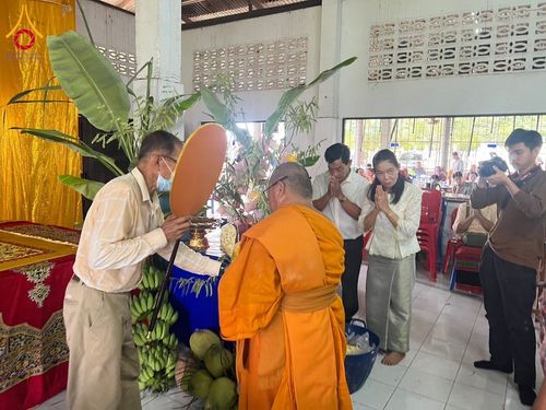 ภาพ No.181684:พิธีทอดกฐิน ณ วัดหนองเกษร จ.ราชบุรี ในโครงการทอดกฐินสามัคคีทั่วไทย 30,000 วัด บูชาธรรม 80 ปี หลวงพ่อธัมมชโย โดยคณะศิษยานุศิษย์วัดพระธรรมกาย วันที่ 2 พฤศจิกายน พ.ศ. 2567