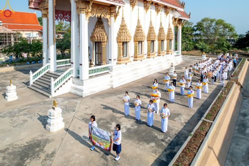 ภาพ No.189679:พิธีทอดผ้าป่าทำนุบำรุงศาสนสถาน ในโครงการธรรมยาตรา กตัญญูบูชา มหาปูชนียาจารย์ พระมงคลเทพมุนี(สด จนฺทสโร) พระผู้ปราบมาร อนุสรณ์สถาน 7 แห่ง ปีที่ 13 ณ วัดใหม่พิบูลย์ผล ต.บางเลน อ.สองพี่น้อง จ.สุพรรณบุรี วันที่ 5 มกราคม พ.ศ. 2568